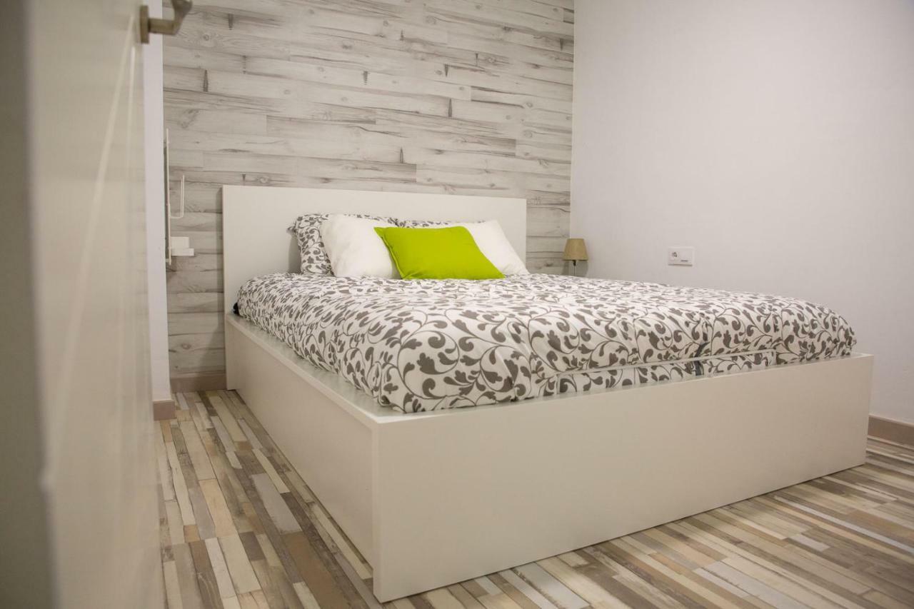 Oasis Alicante Apartment ภายนอก รูปภาพ