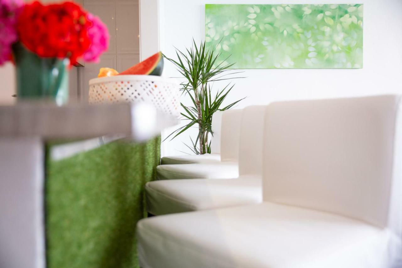 Oasis Alicante Apartment ภายนอก รูปภาพ