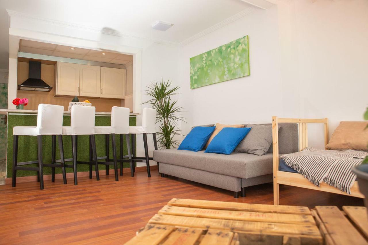 Oasis Alicante Apartment ภายนอก รูปภาพ