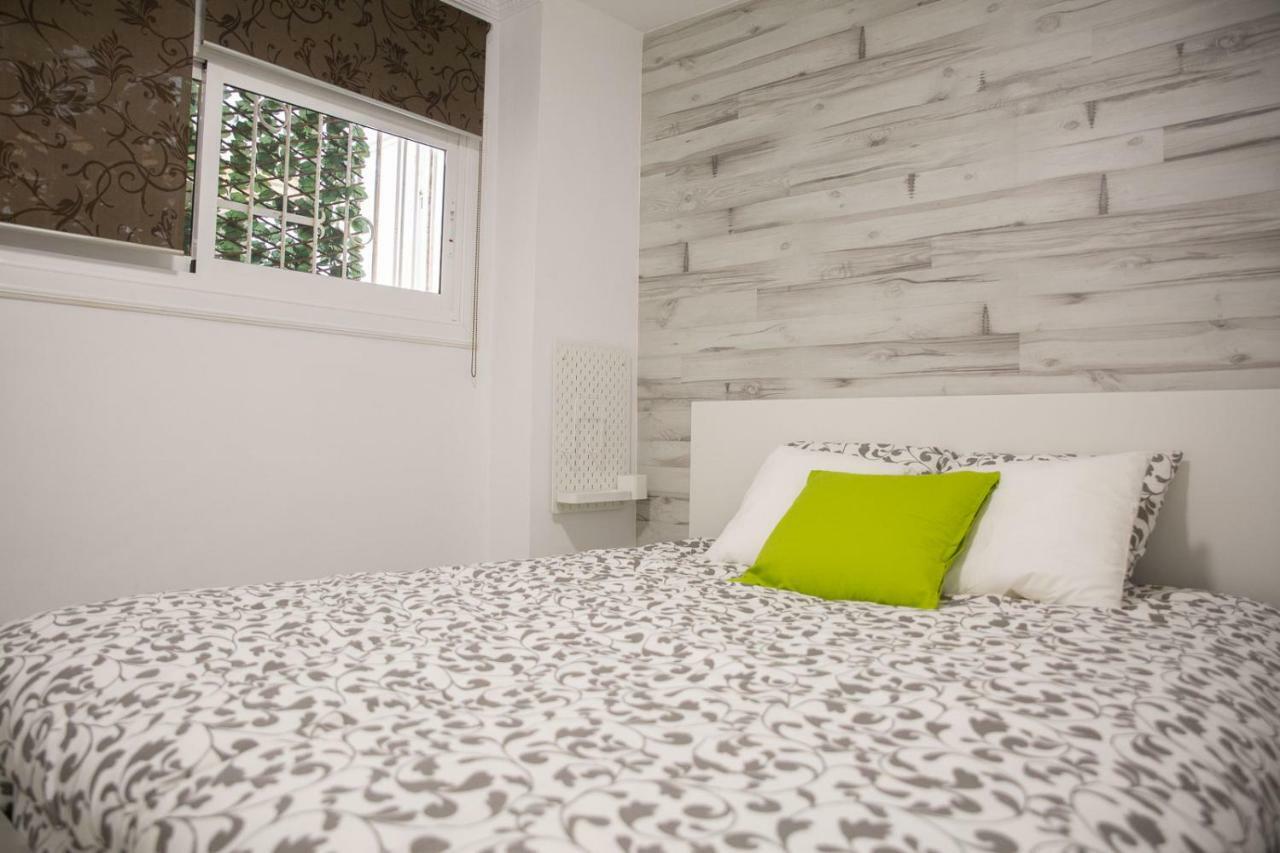 Oasis Alicante Apartment ภายนอก รูปภาพ