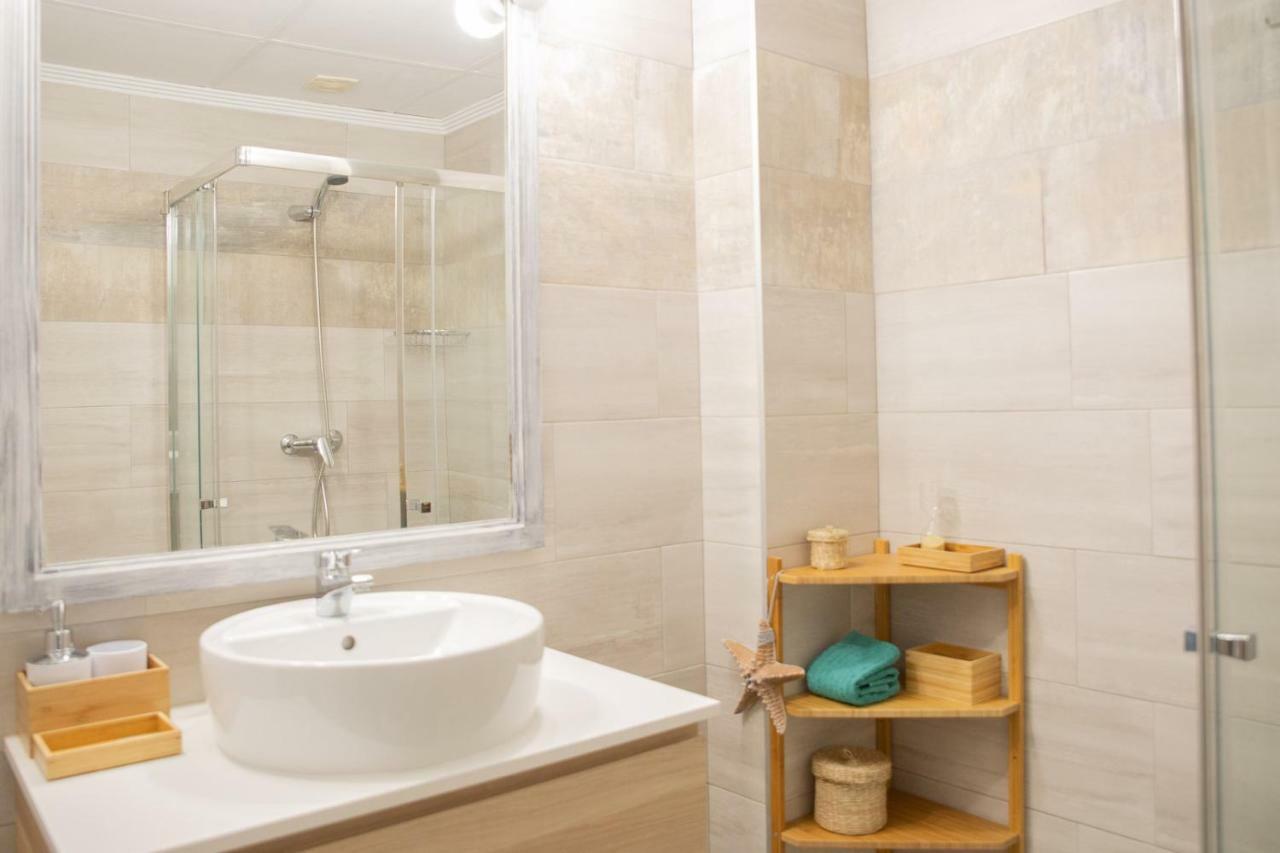 Oasis Alicante Apartment ภายนอก รูปภาพ