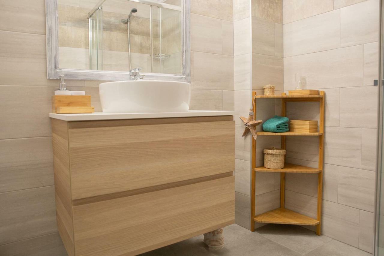 Oasis Alicante Apartment ภายนอก รูปภาพ